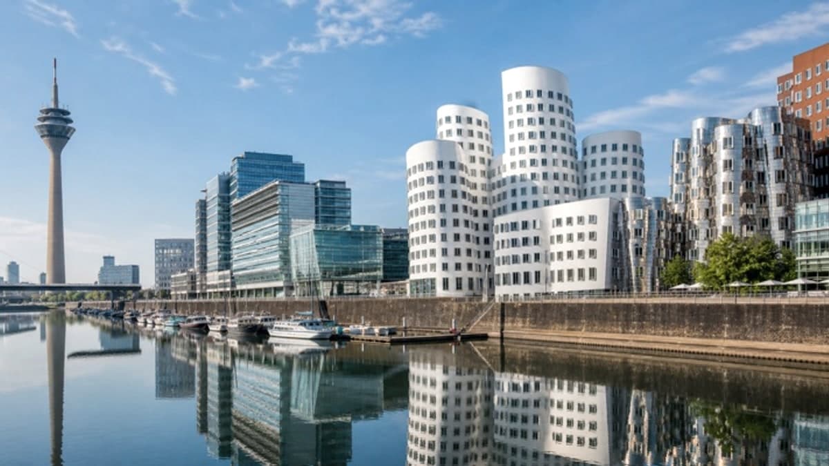 Neuer Zollhof Architektur im Düsseldorfer MedienHafen